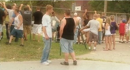 Downriver fashion